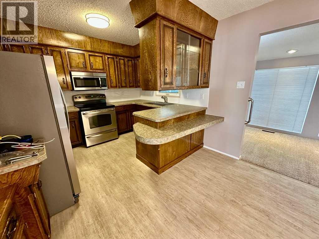 2206 41 Street S, Lethbridge, Alberta  T1K 4Y7 - Photo 6 - A2260770