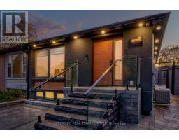 61 MARLIN COURT, Newmarket, Ontario