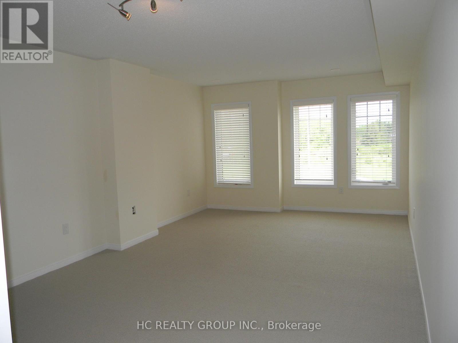 Major Mackenzie Dr E - 5259 Major Mackenzie Drive E, Markham, Ontario  L6C 0N3 - Photo 3 - N12449925