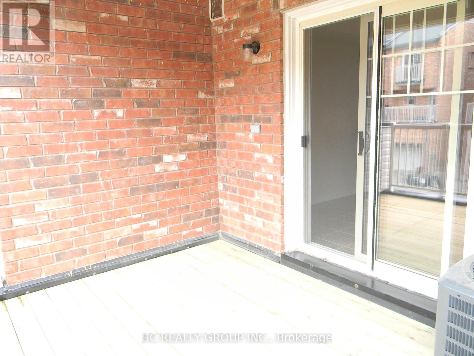Major Mackenzie Dr E - 5259 Major Mackenzie Drive E, Markham, Ontario  L6C 0N3 - Photo 7 - N12449925