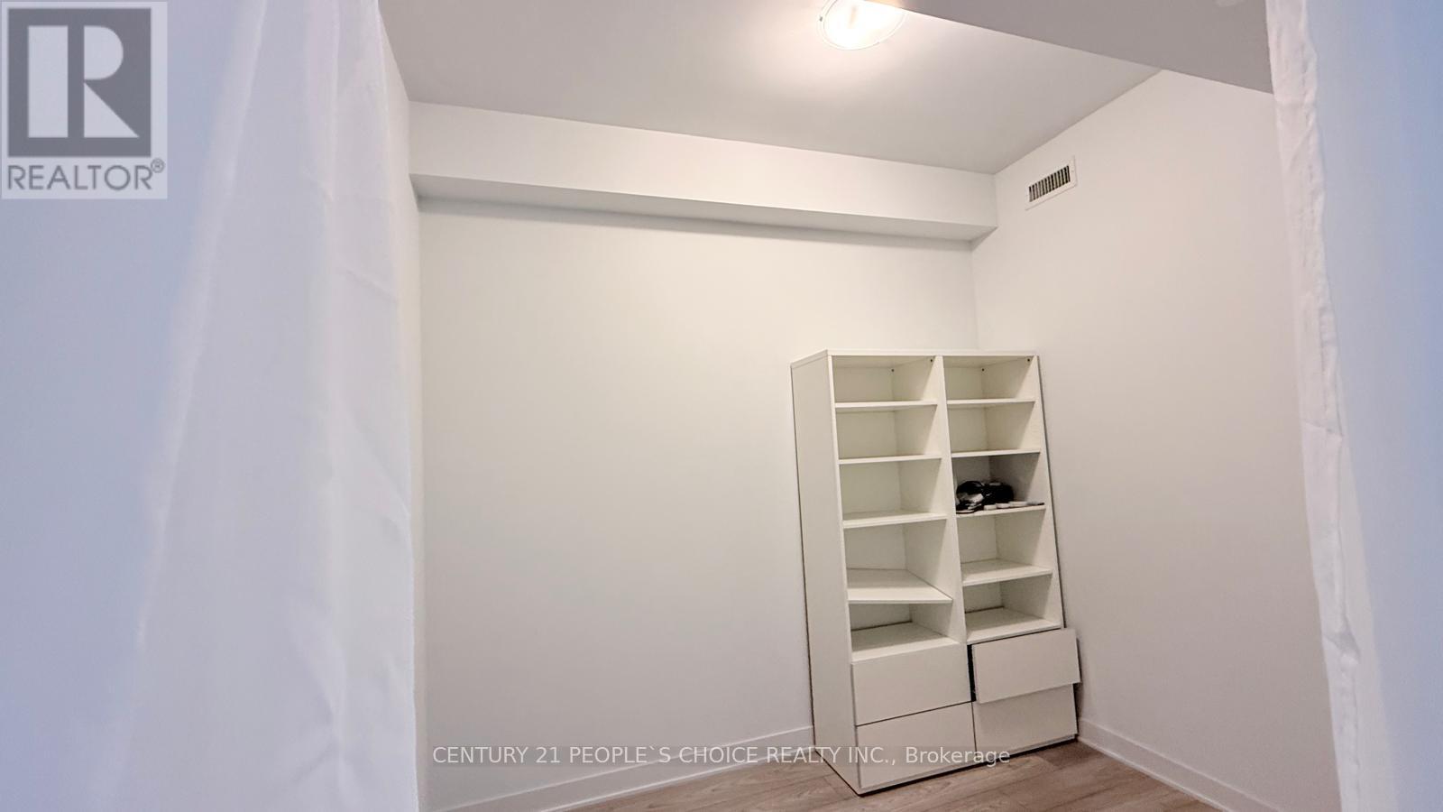 4307 - 2920 Highway 7 Road, Vaughan, Ontario  L4K 0P4 - Photo 7 - N12449965