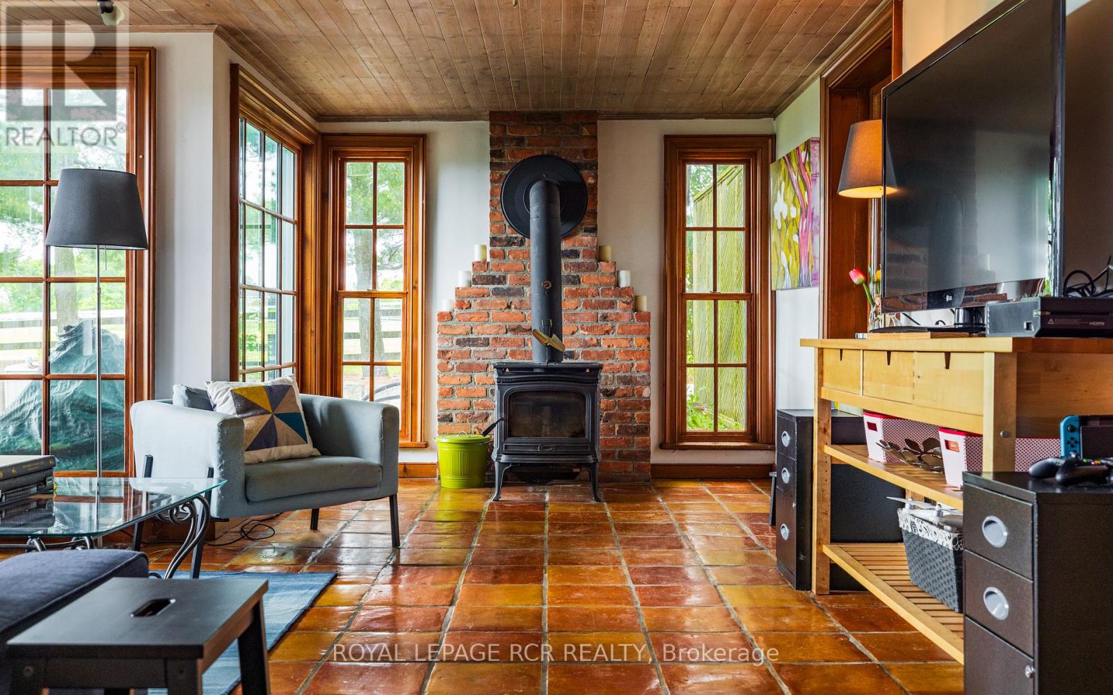 3935 3rd Line, Bradford West Gwillimbury, Ontario  L0G 1W0 - Photo 17 - N12450007