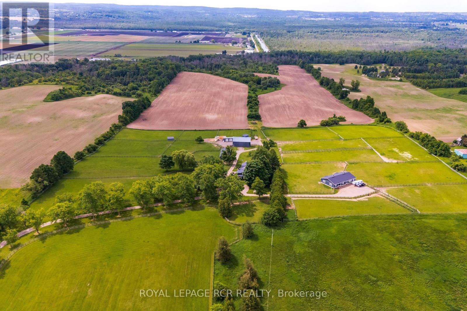 3935 3rd Line, Bradford West Gwillimbury, Ontario  L0G 1W0 - Photo 43 - N12450007