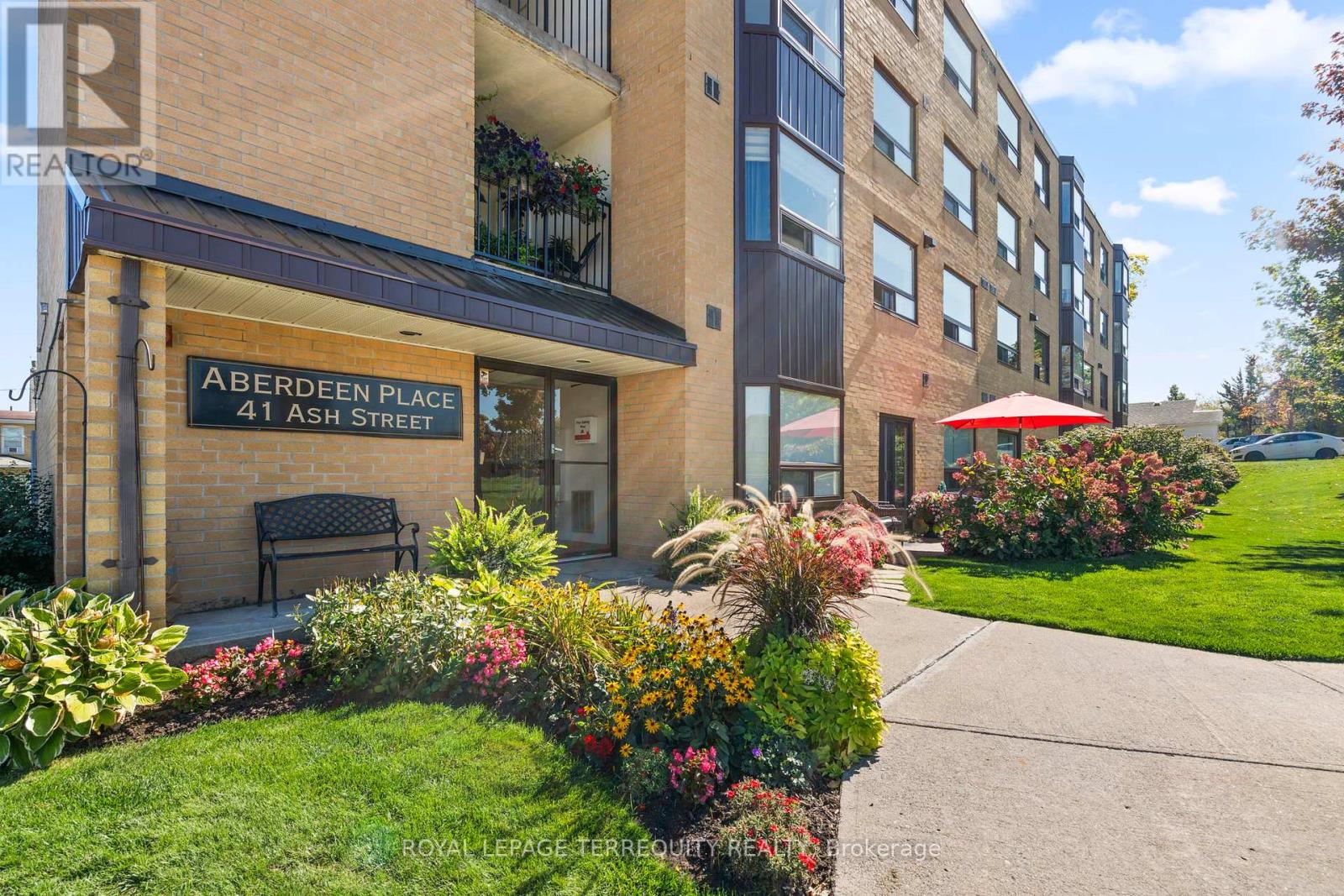 304 - 41 ASH STREET, Uxbridge, Ontario