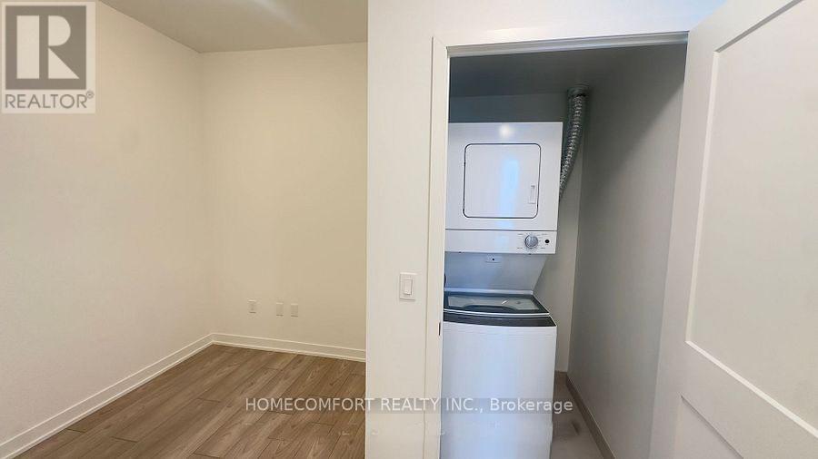 1122 - 498 Caldari Road, Vaughan, Ontario  L4K 0R6 - Photo 2 - N12450032