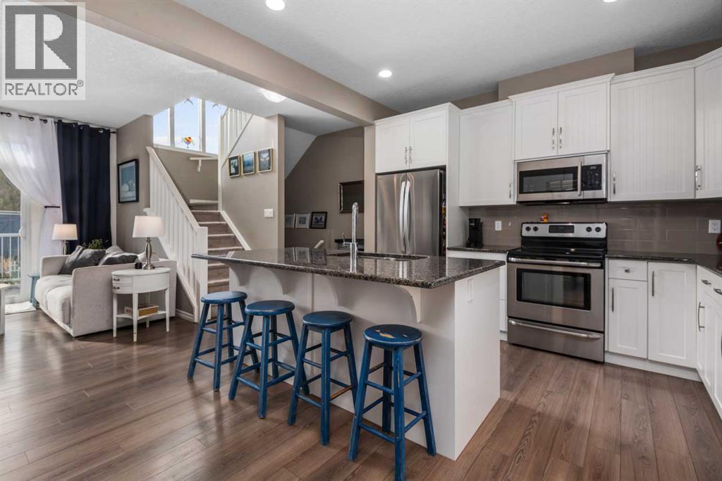 390 River Heights Crescent, Cochrane, Alberta  T4C 0T9 - Photo 7 - A2262509