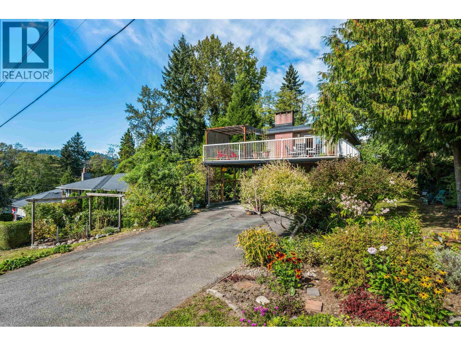 935 Stardale Avenue, Coquitlam, British Columbia  V3J 4W1 - Photo 24 - R3056184