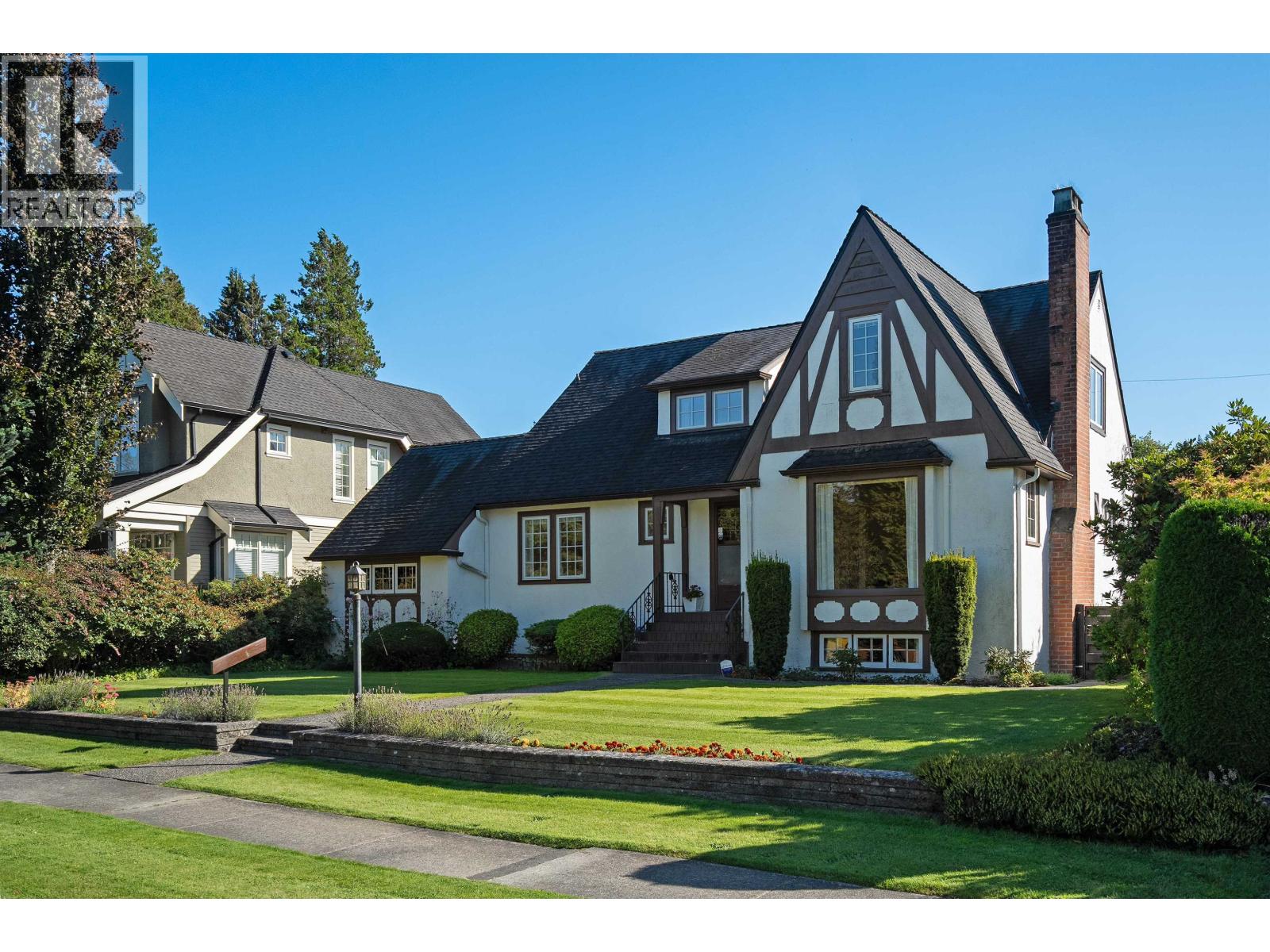 4664 W 13th Avenue, Vancouver, British Columbia  V6R 2V7 - Photo 3 - R3056211