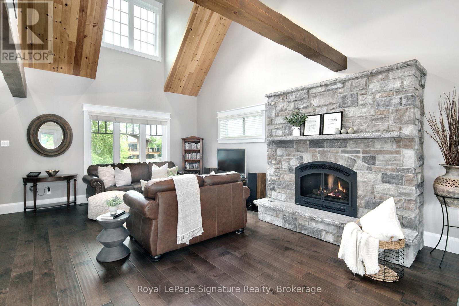 189 Brooker Boulevard, Blue Mountains, Ontario  L9Y 0L3 - Photo 6 - X12450091
