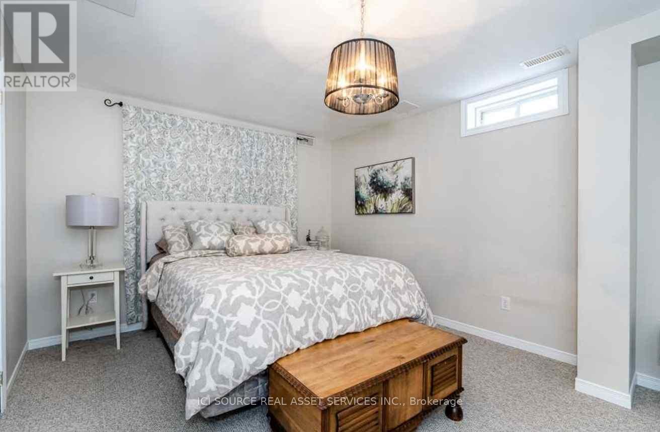 18 Oakmont Avenue, Oro-Medonte, Ontario  L0L 2L0 - Photo 25 - S12449881