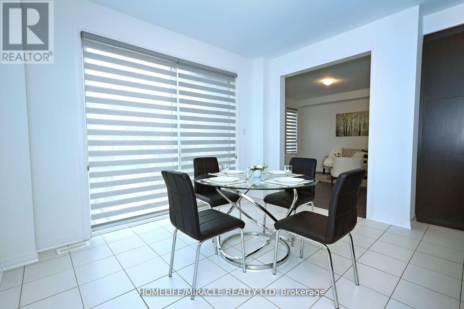 8 Copperhill Heights, Barrie, Ontario  L9S 2Z4 - Photo 21 - S12449944