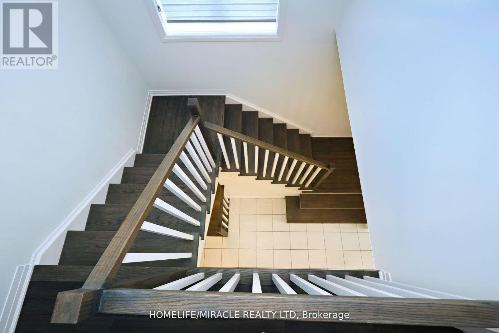 8 Copperhill Heights, Barrie, Ontario  L9S 2Z4 - Photo 22 - S12449944