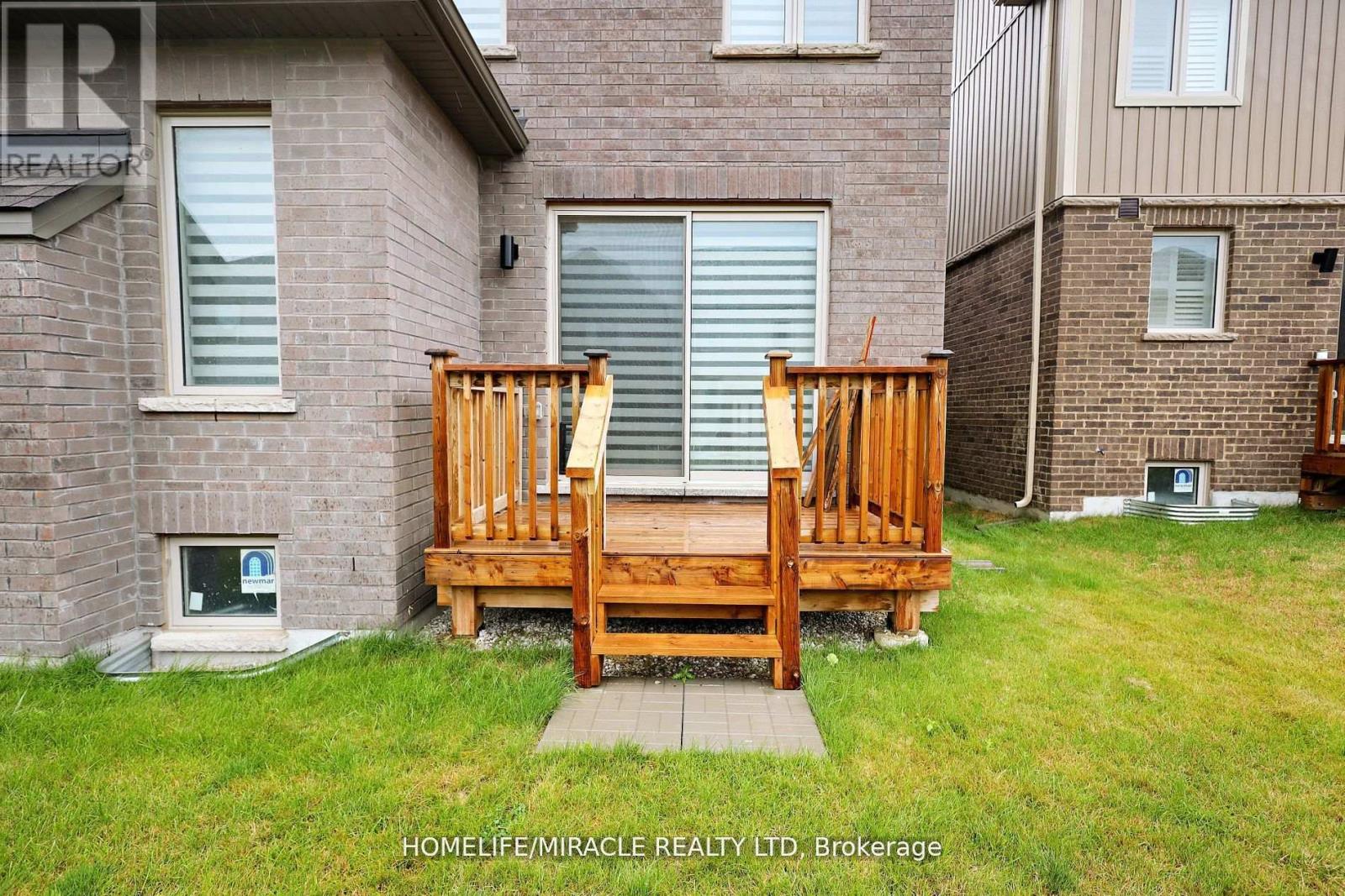 8 Copperhill Heights, Barrie, Ontario  L9S 2Z4 - Photo 38 - S12449944