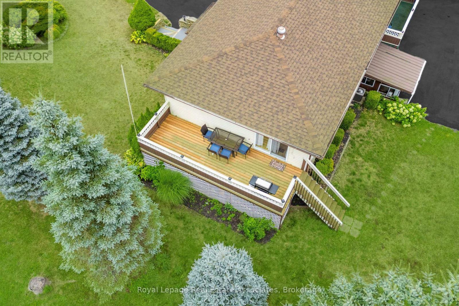 69 George Avenue, Wasaga Beach, Ontario  L9Z 2X9 - Photo 37 - S12449960