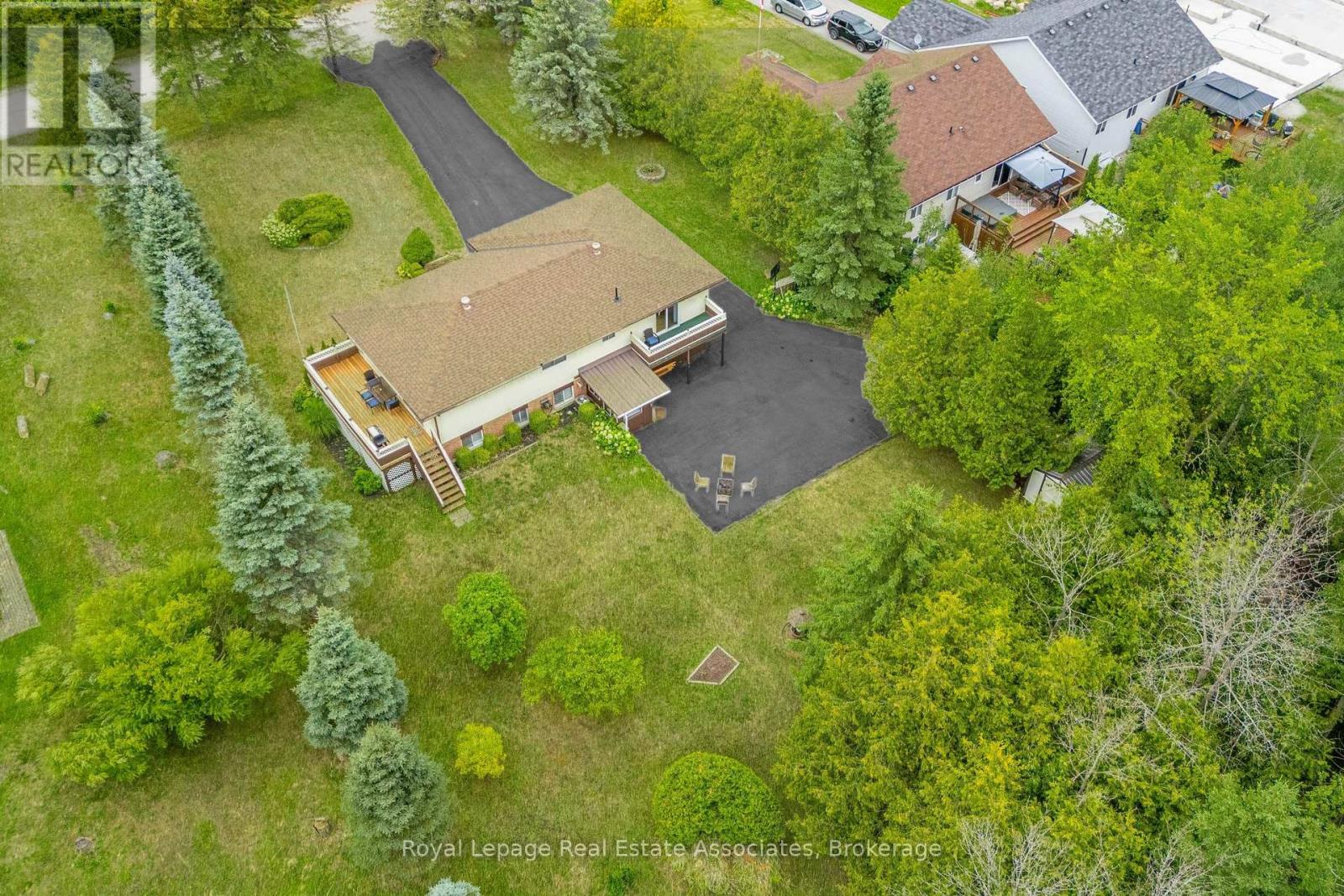 69 George Avenue, Wasaga Beach, Ontario  L9Z 2X9 - Photo 42 - S12449960