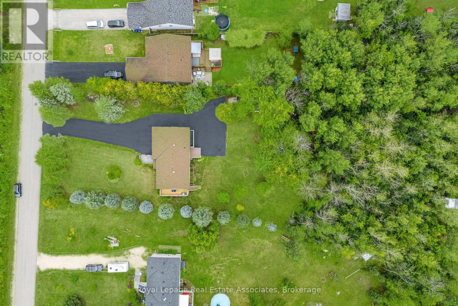 69 George Avenue, Wasaga Beach, Ontario  L9Z 2X9 - Photo 43 - S12449960