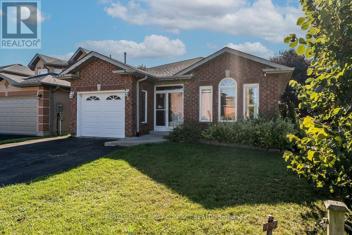1 LANG DRIVE, Barrie, Ontario