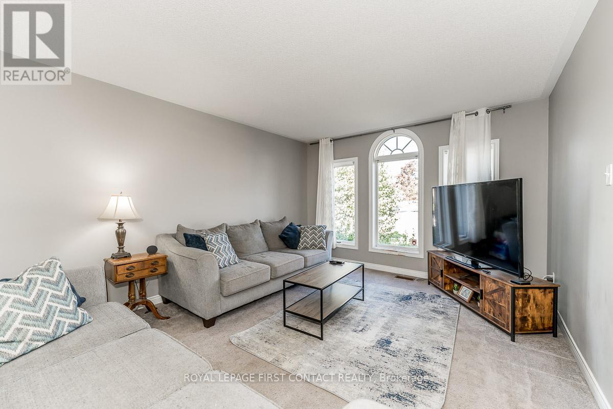 1 Lang Drive, Barrie, Ontario  L4N 7X9 - Photo 6 - S12449991