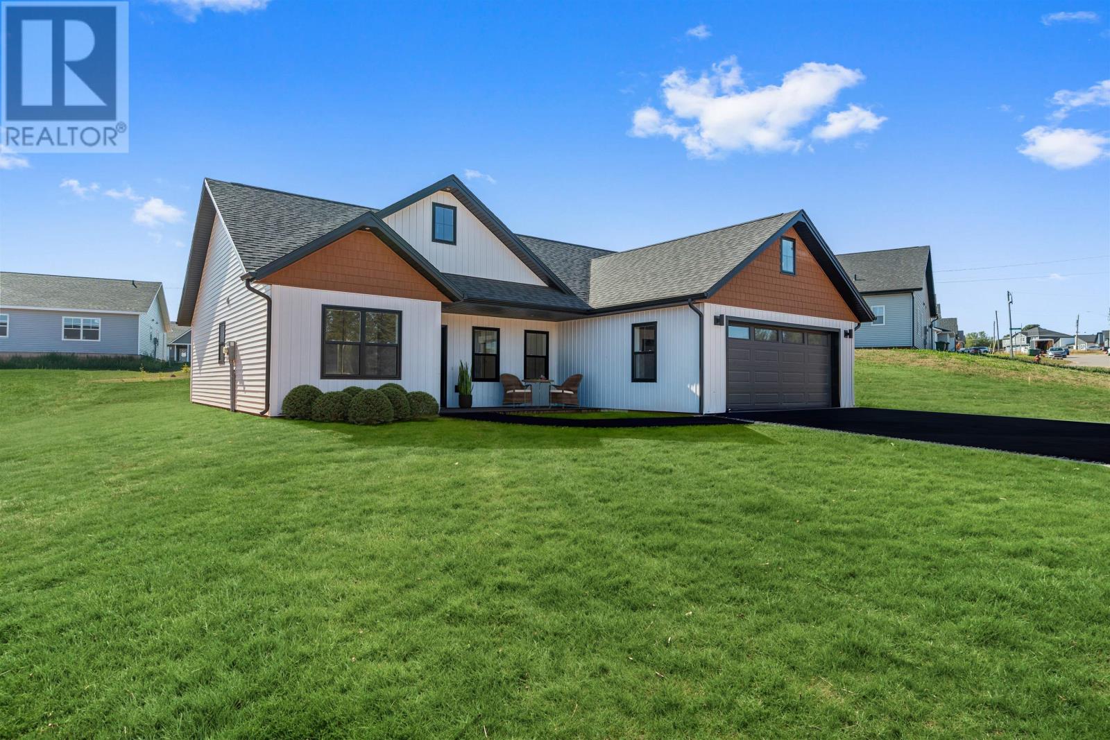 86 Stanmol Drive, West Royalty, Prince Edward Island  C1A 1V5 - Photo 1 - 202519994