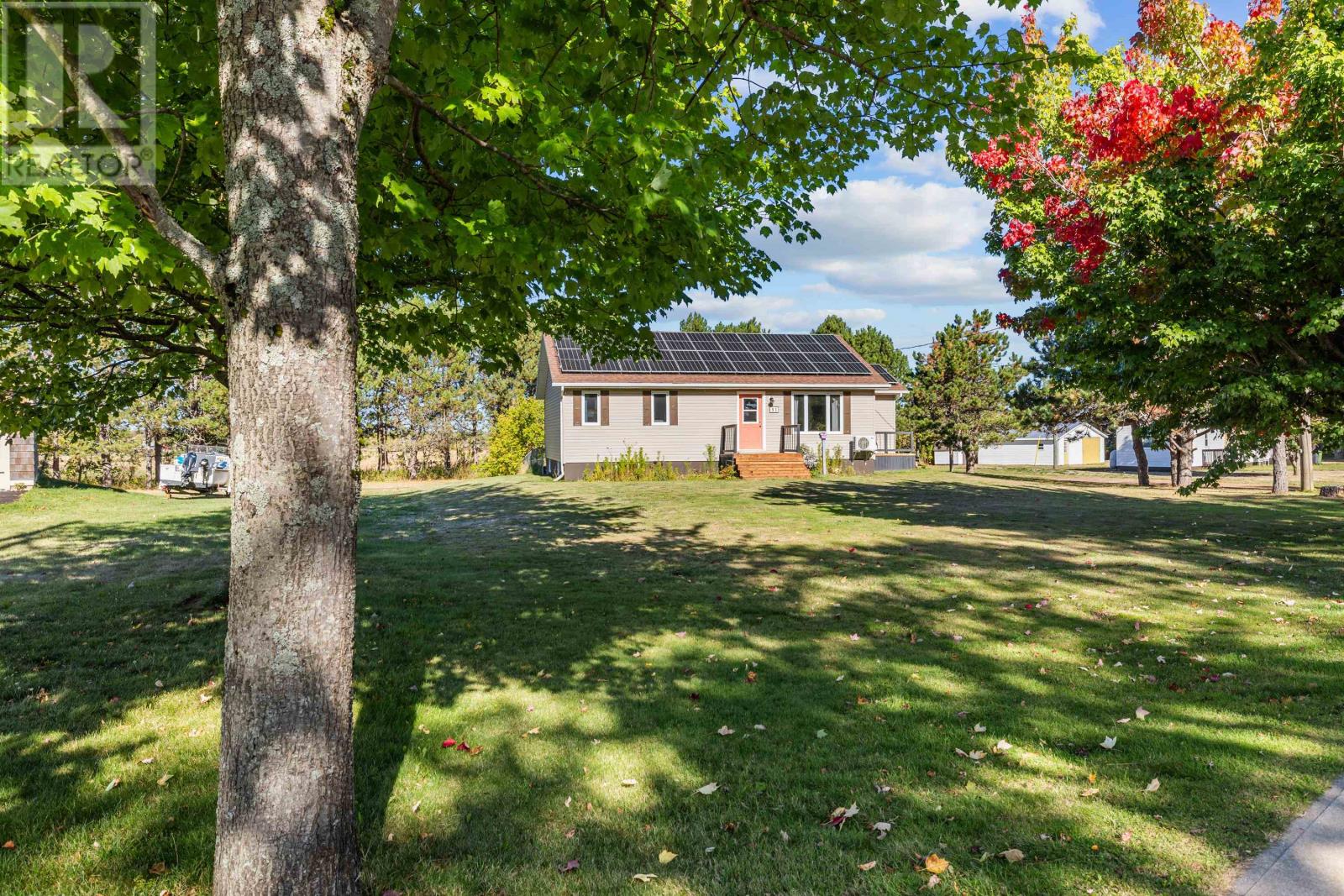 91 Lady Slipper Drive, Miscouche, Prince Edward Island  C0B 1T0 - Photo 2 - 202525353