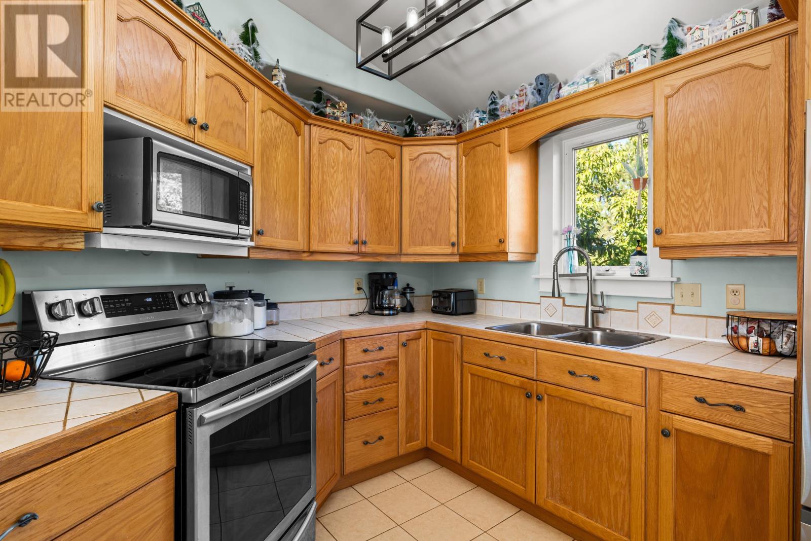 91 Lady Slipper Drive, Miscouche, Prince Edward Island  C0B 1T0 - Photo 7 - 202525353
