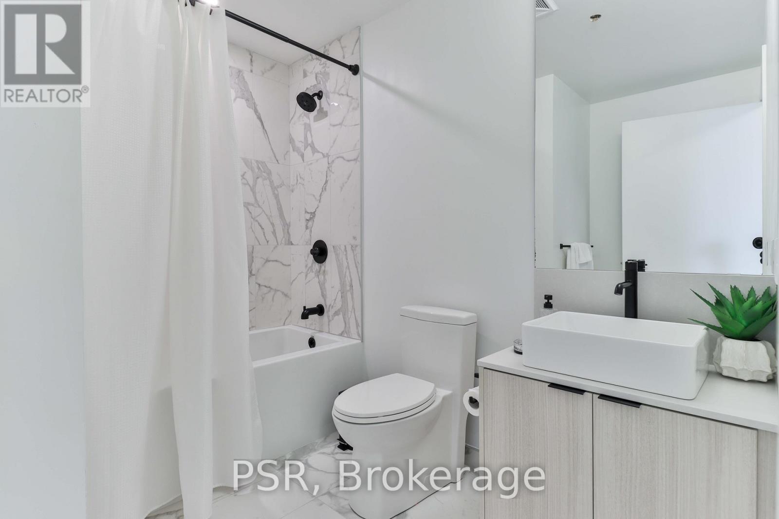609 - 10 Graphophone Grove, Toronto, Ontario  M6H 2A6 - Photo 6 - W12449863
