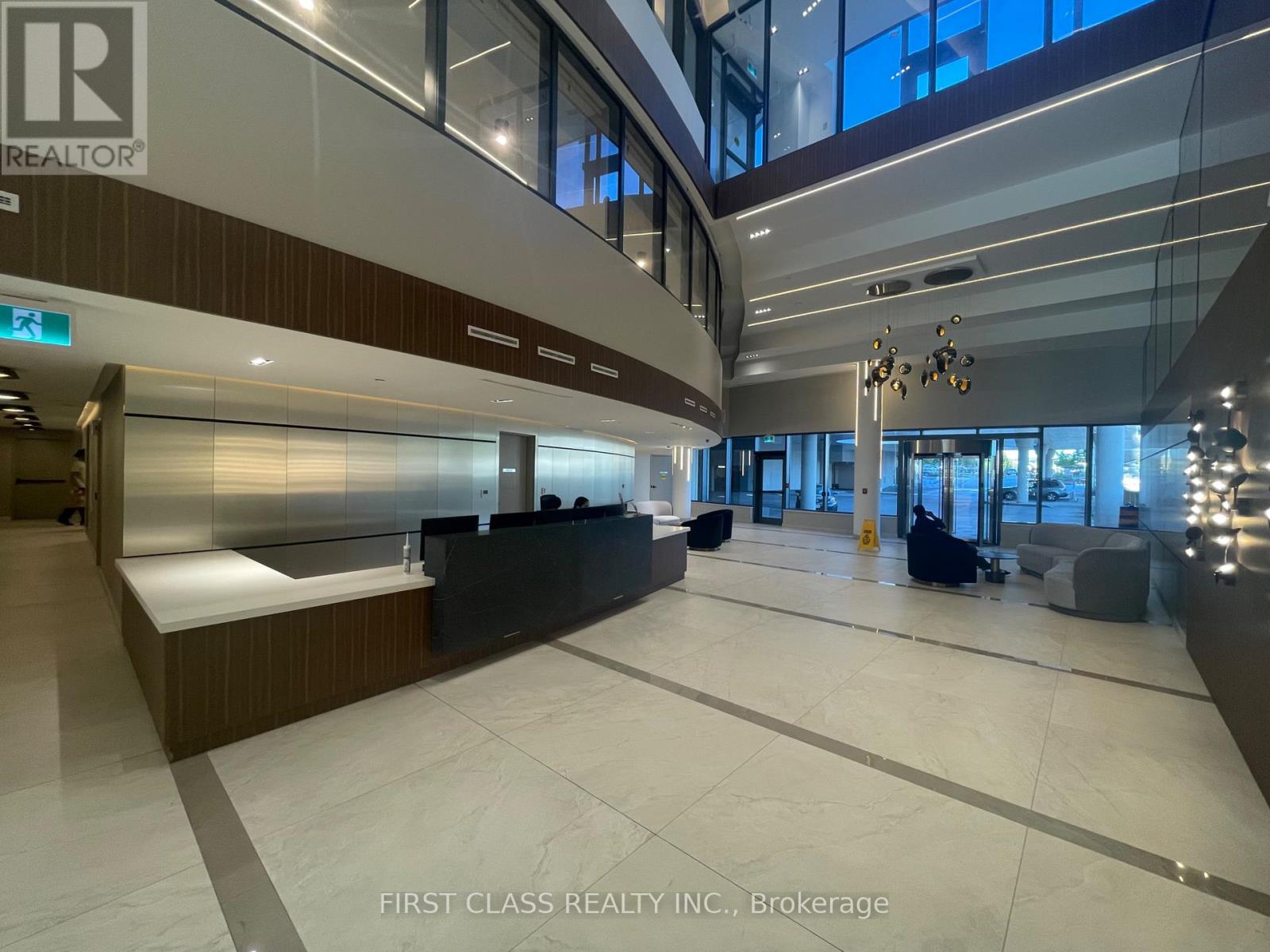 602 - 5105 HURONTARIO STREET, Mississauga, Ontario