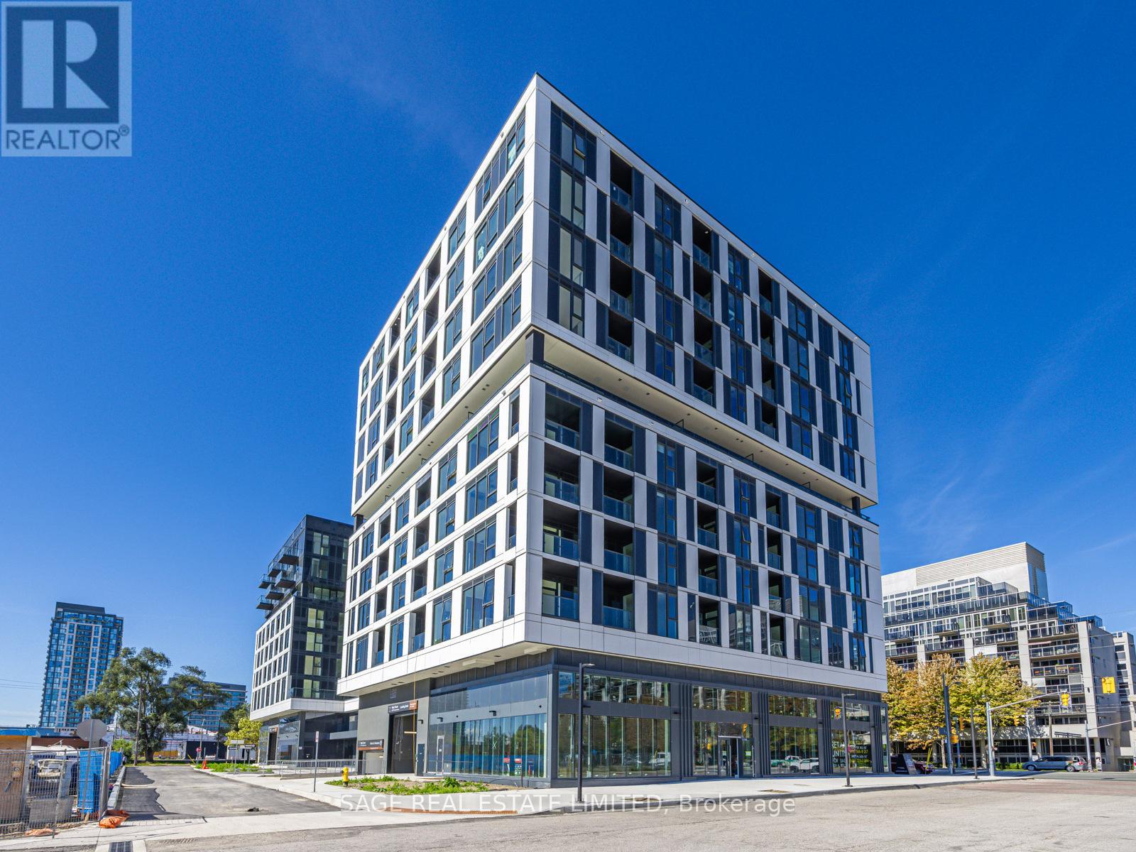 202 - 1037 THE QUEENSWAY AVENUE, Toronto, Ontario