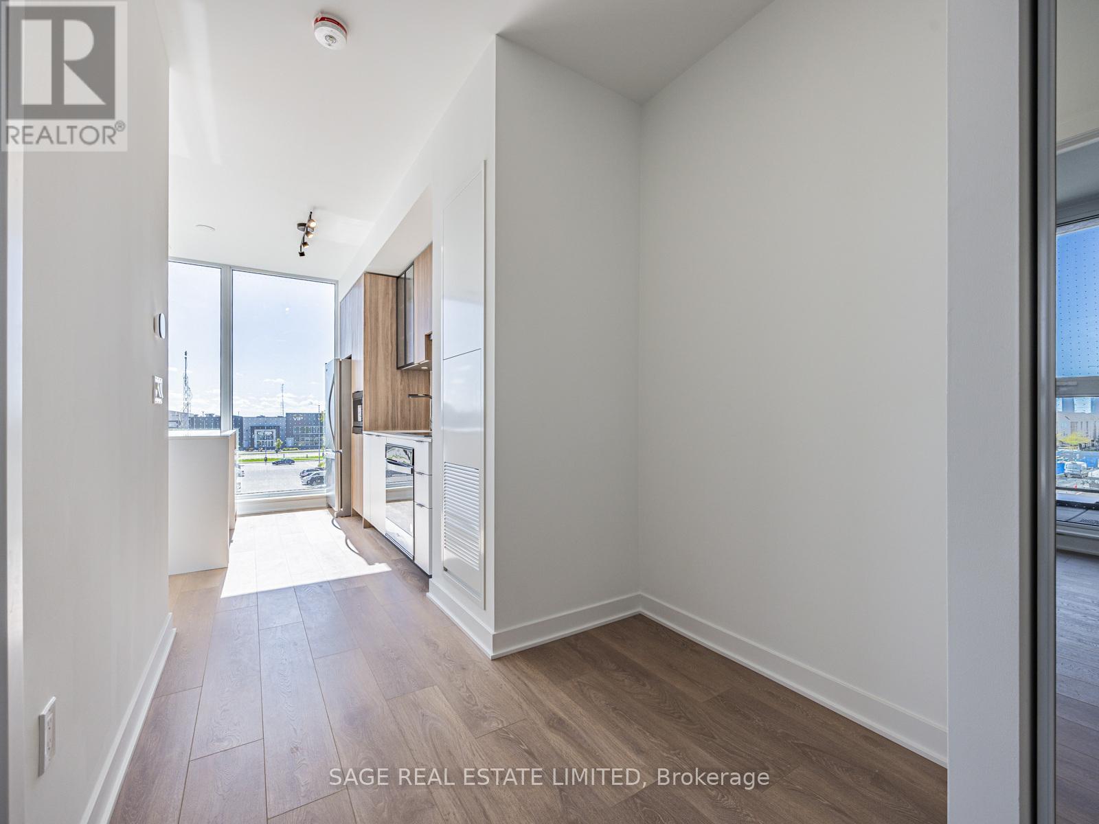 202 - 1037 The Queensway Avenue, Toronto, Ontario  M8Z 6C7 - Photo 11 - W12449866