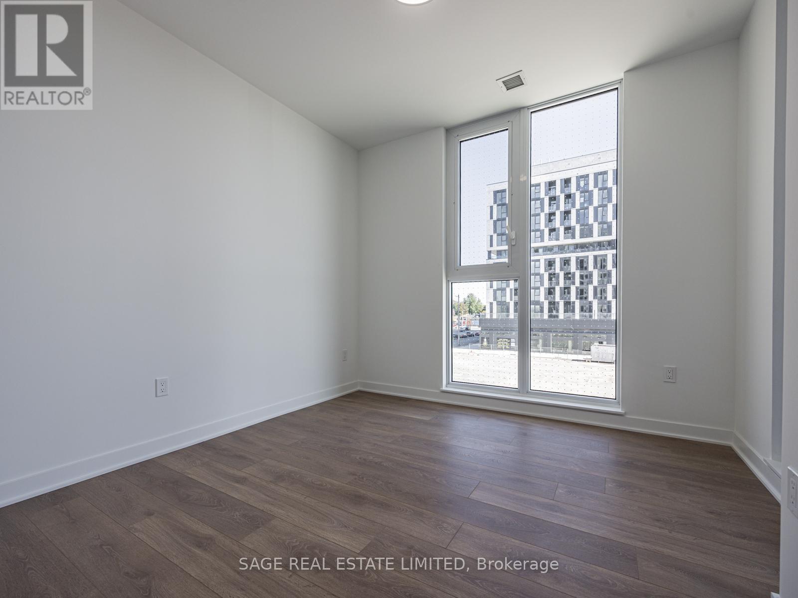 202 - 1037 The Queensway Avenue, Toronto, Ontario  M8Z 6C7 - Photo 15 - W12449866