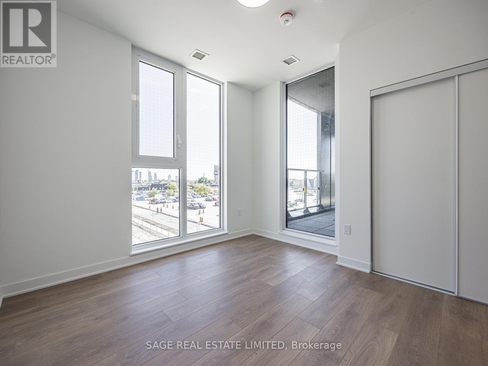 202 - 1037 The Queensway Avenue, Toronto, Ontario  M8Z 6C7 - Photo 16 - W12449866