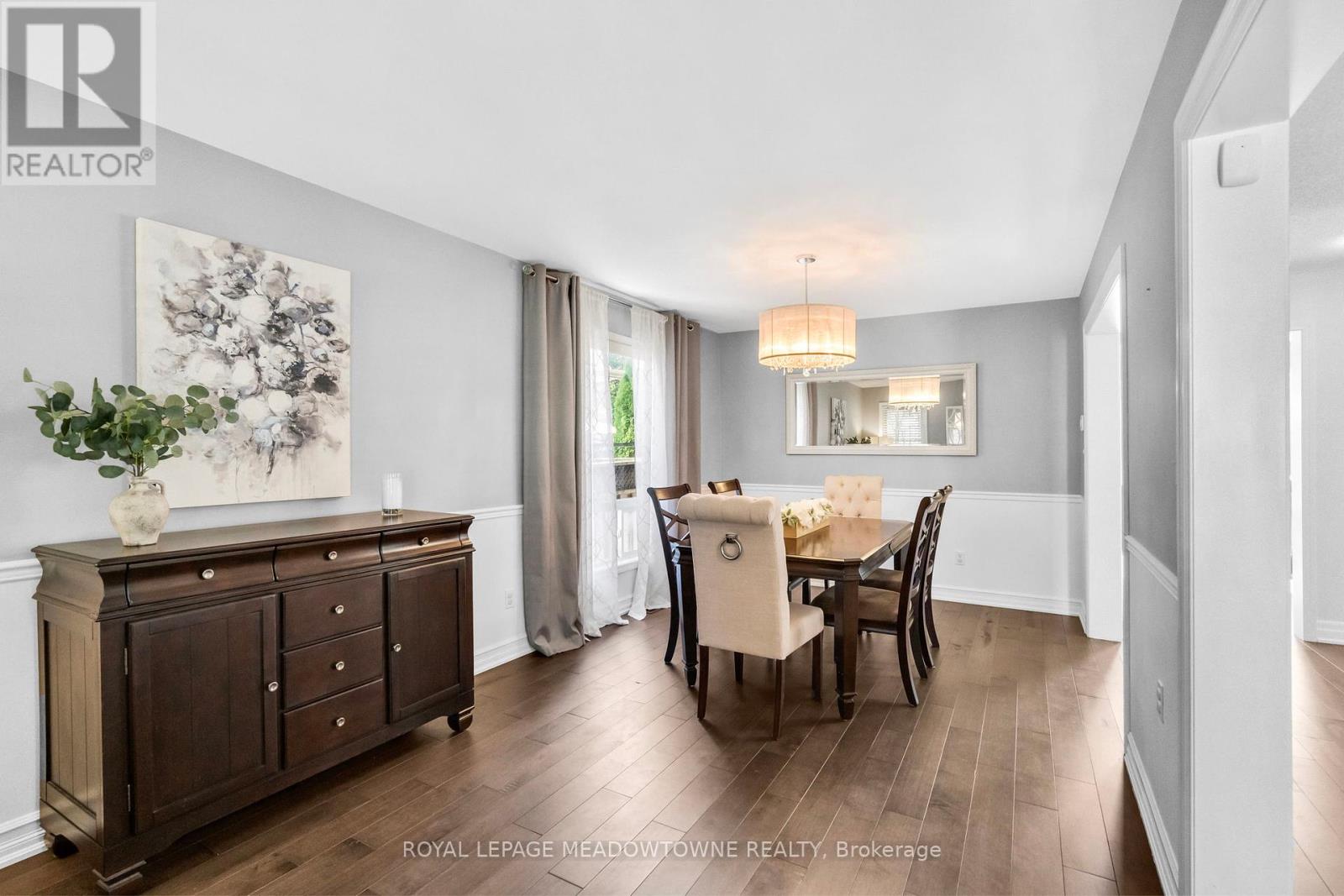 583 Caverhill Crescent, Milton, Ontario  L9T 5K5 - Photo 11 - W12449894