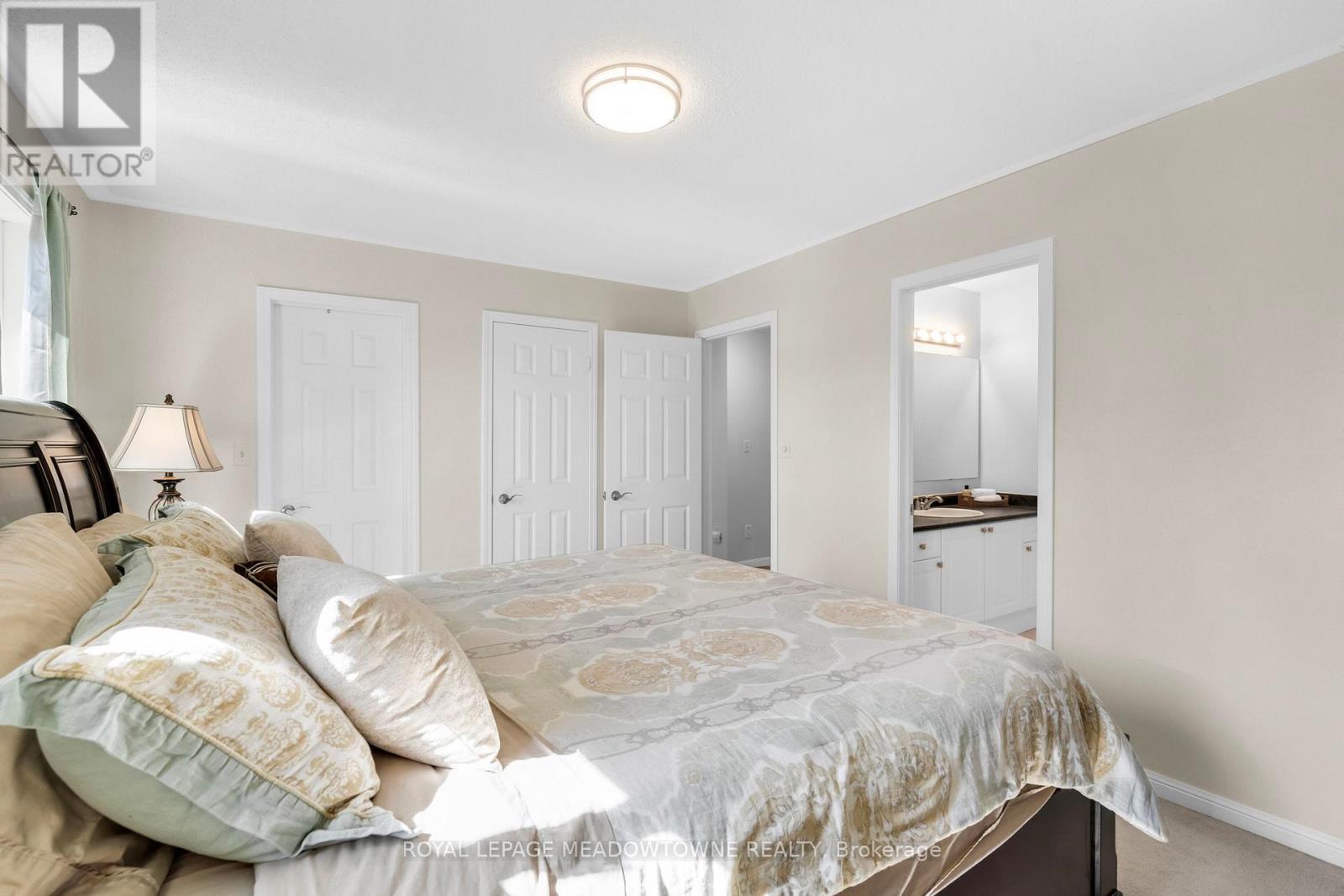 583 Caverhill Crescent, Milton, Ontario  L9T 5K5 - Photo 29 - W12449894