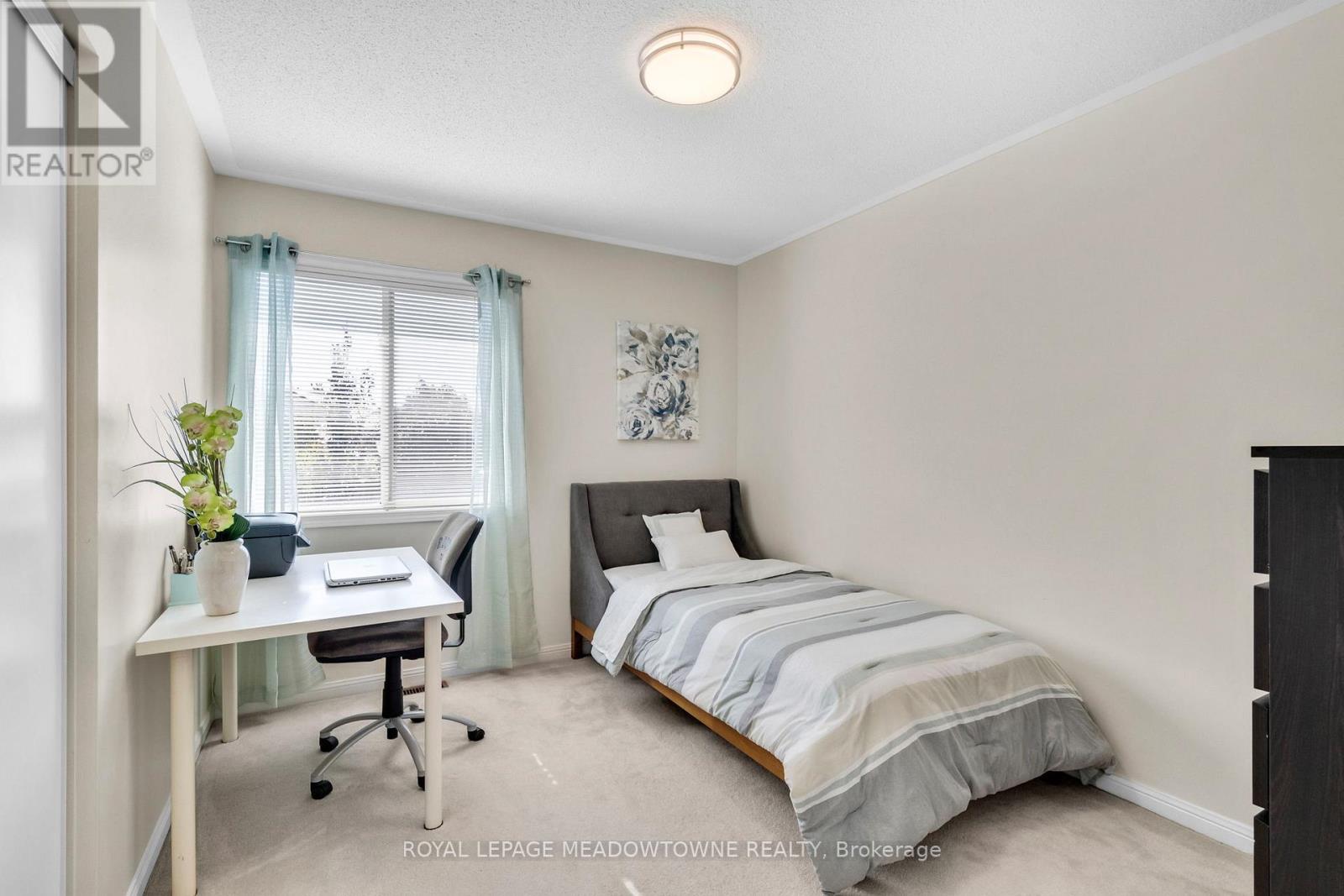583 Caverhill Crescent, Milton, Ontario  L9T 5K5 - Photo 37 - W12449894