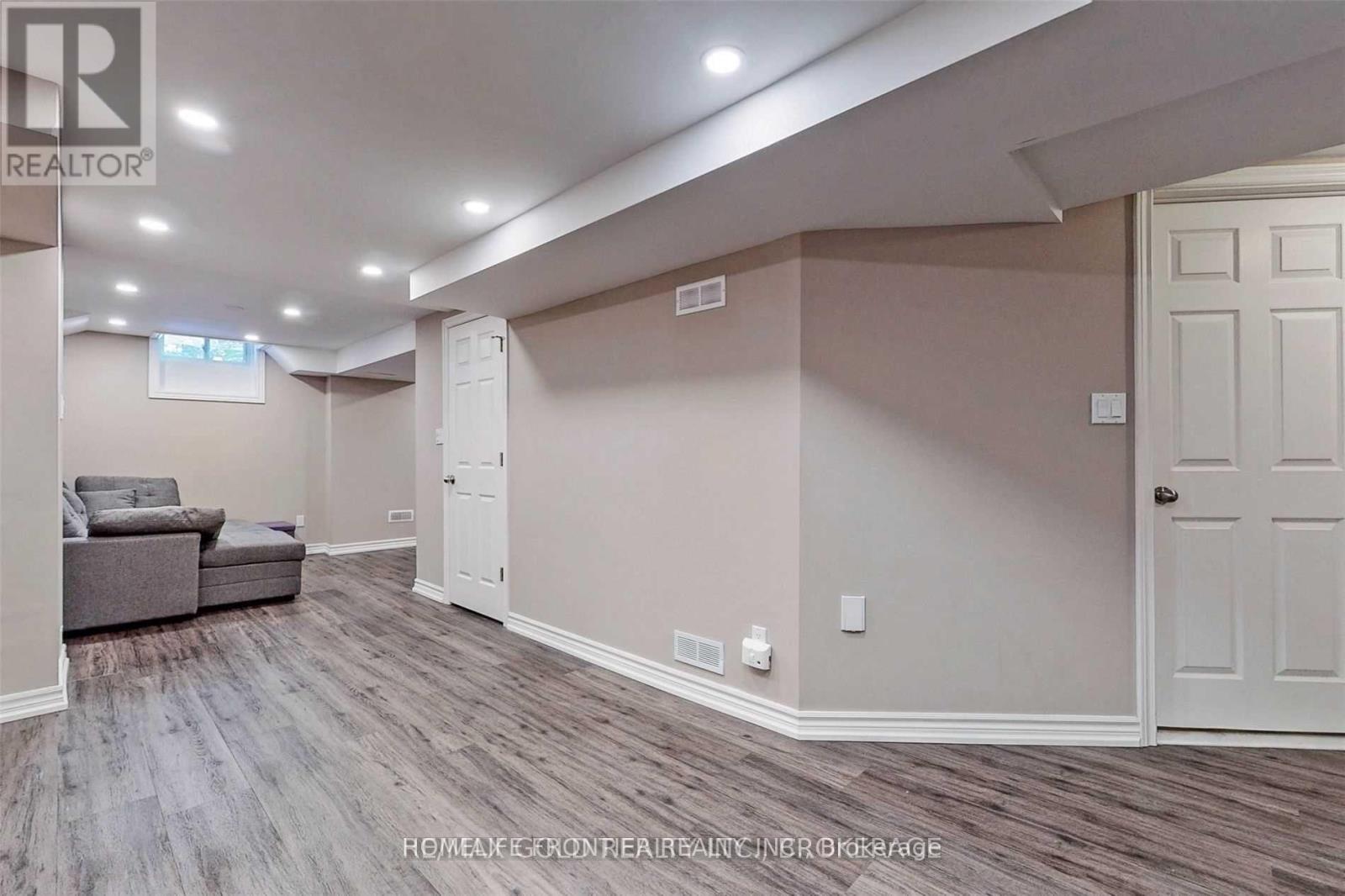 18 - 9 Lancewood Crescent, Brampton, Ontario  L6S 5Y6 - Photo 12 - W12449903