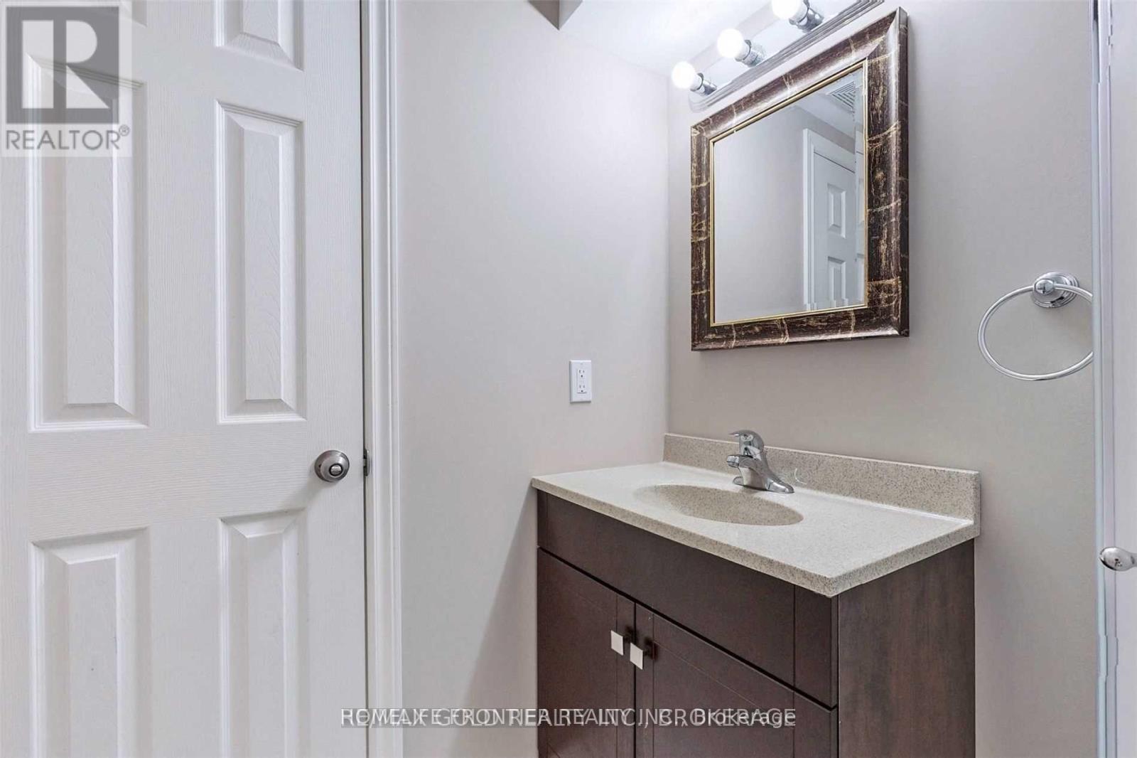 18 - 9 Lancewood Crescent, Brampton, Ontario  L6S 5Y6 - Photo 18 - W12449903