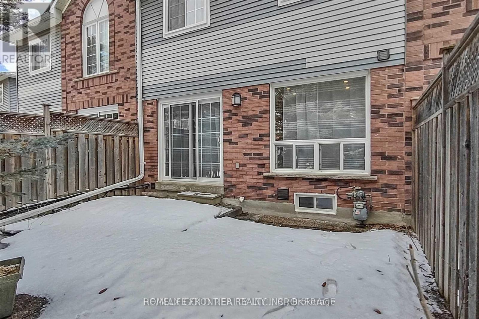 18 - 9 Lancewood Crescent, Brampton, Ontario  L6S 5Y6 - Photo 19 - W12449903