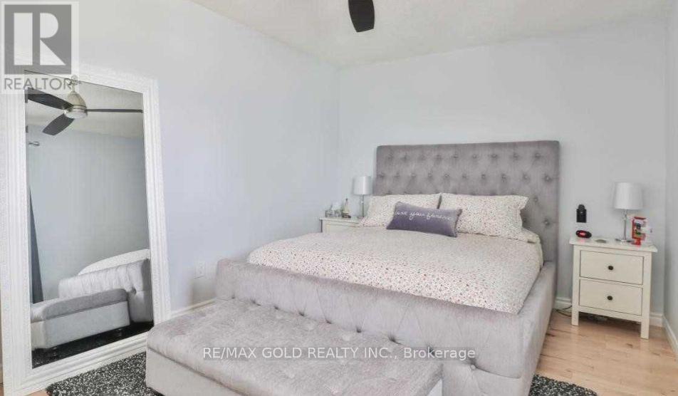 16 Wildercroft Avenue, Brampton, Ontario  L6V 4E6 - Photo 9 - W12449906