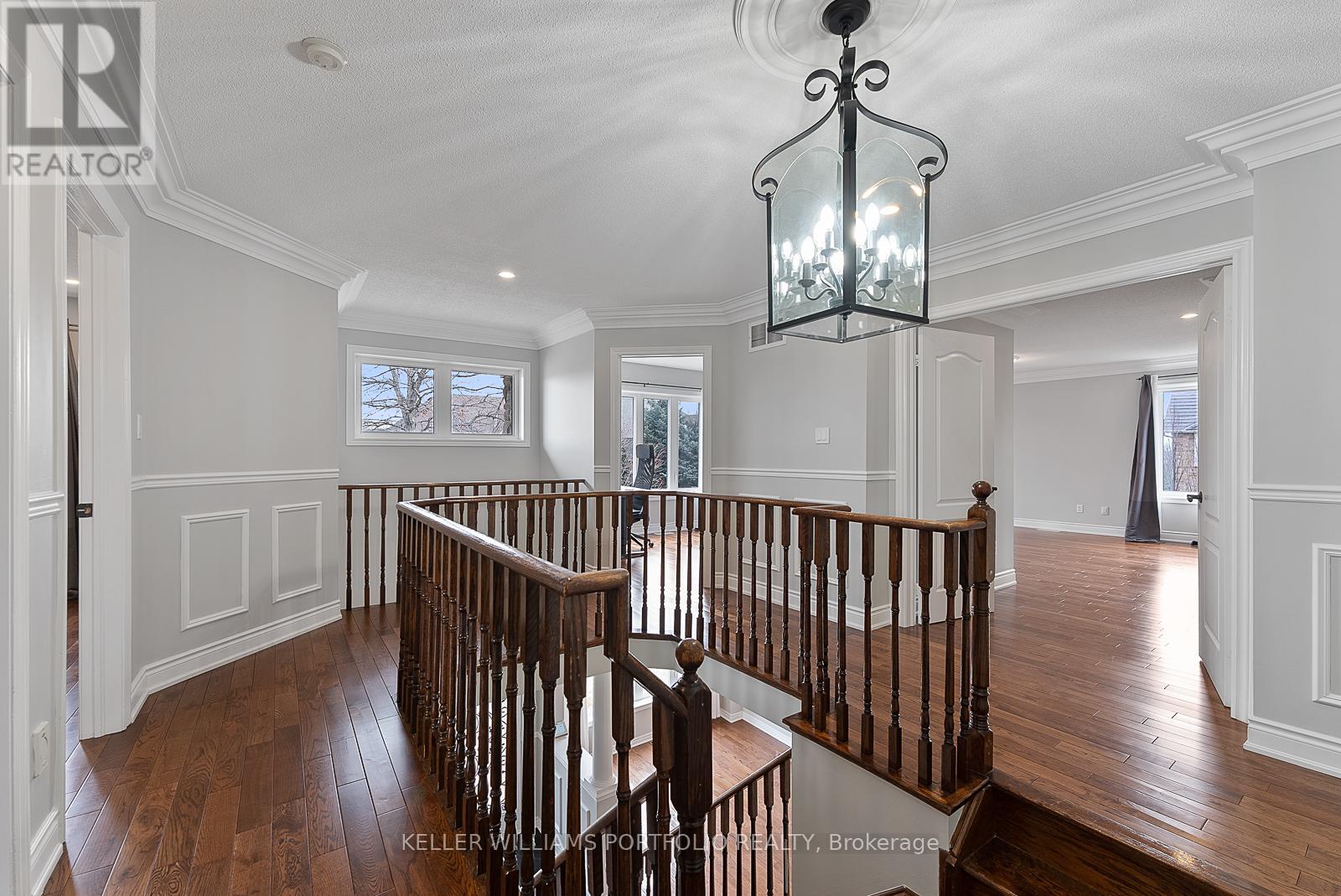 2154 Kingsridge Drive, Oakville, Ontario  L6M 4Z2 - Photo 24 - W12449929