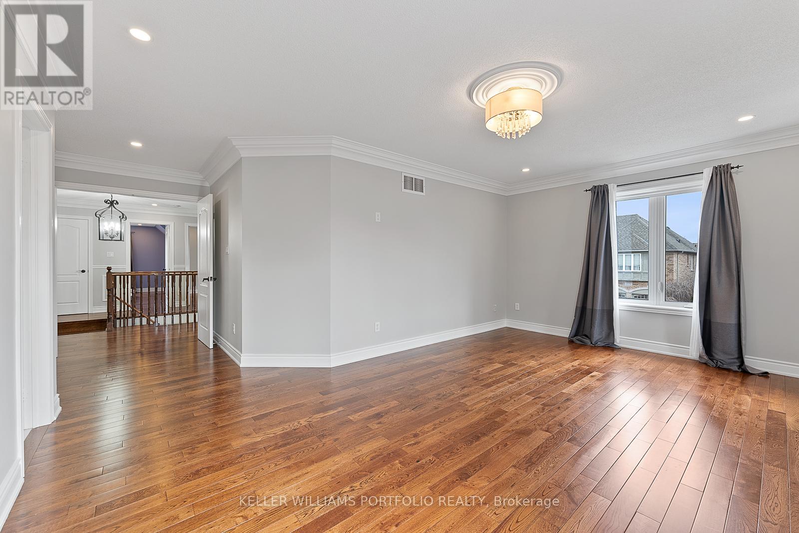 2154 Kingsridge Drive, Oakville, Ontario  L6M 4Z2 - Photo 27 - W12449929
