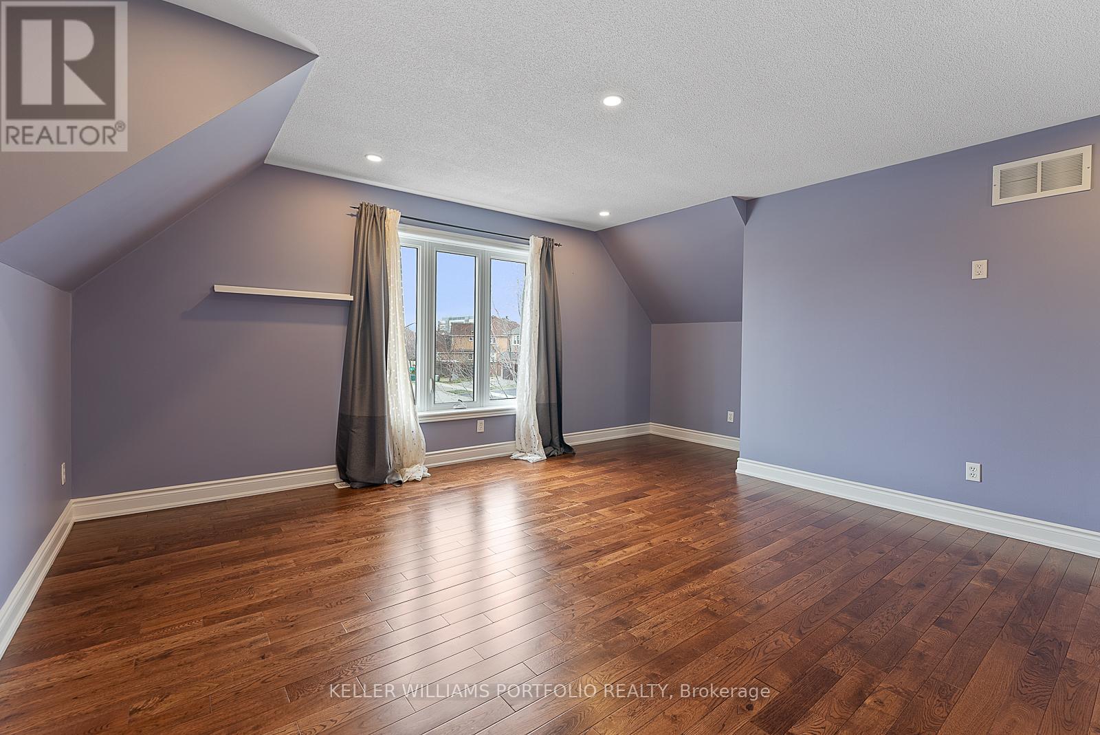 2154 Kingsridge Drive, Oakville, Ontario  L6M 4Z2 - Photo 35 - W12449929