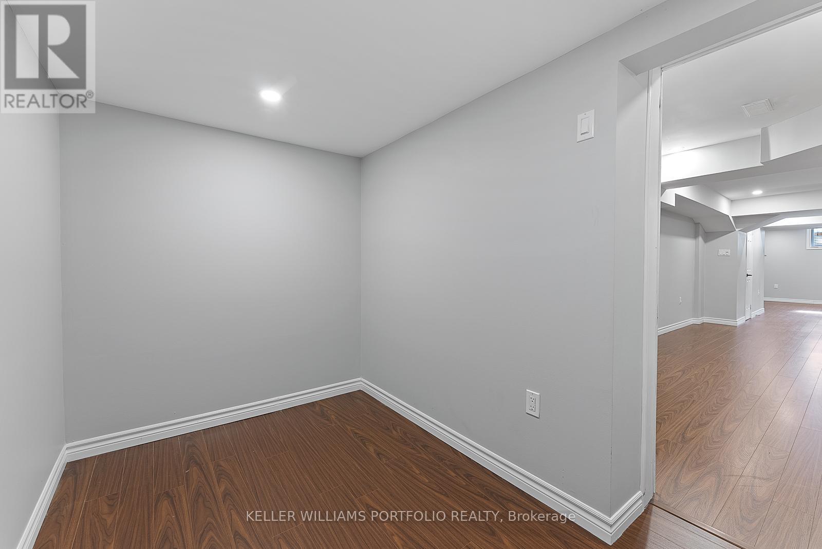 2154 Kingsridge Drive, Oakville, Ontario  L6M 4Z2 - Photo 44 - W12449929