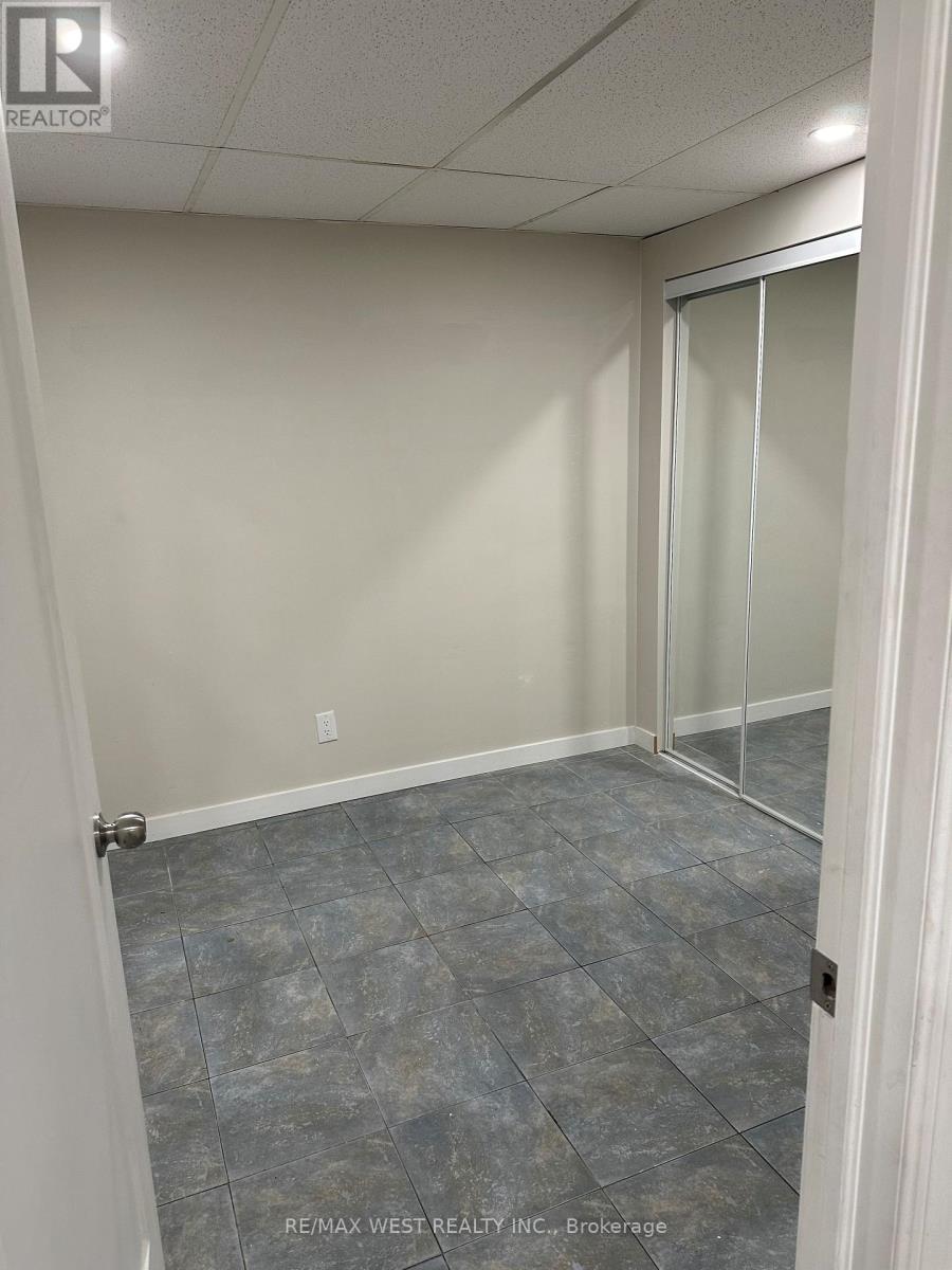 10 - 425 Jane Street, Toronto, Ontario  M6S 3Z7 - Photo 13 - W12449956