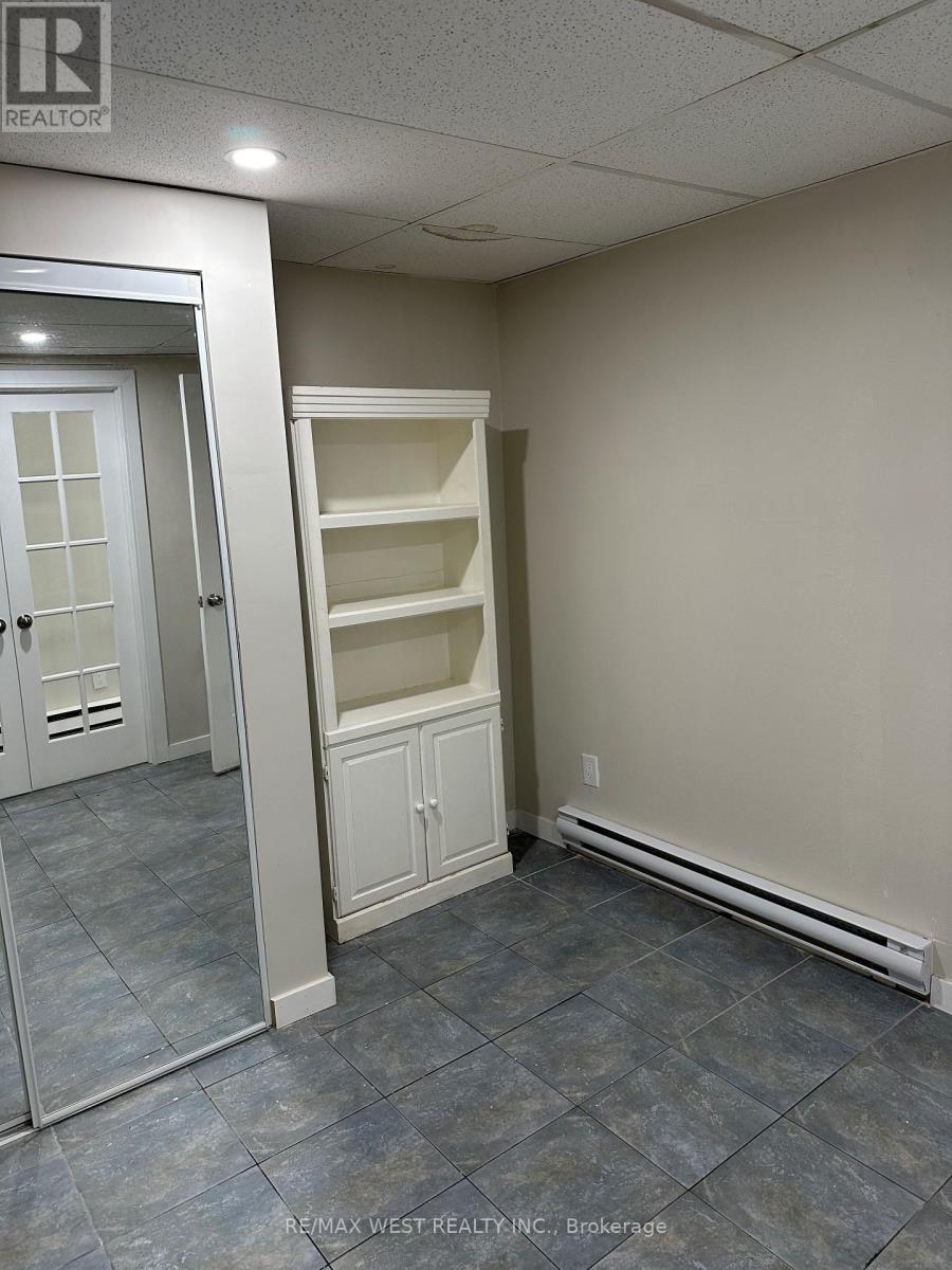 10 - 425 Jane Street, Toronto, Ontario  M6S 3Z7 - Photo 2 - W12449956