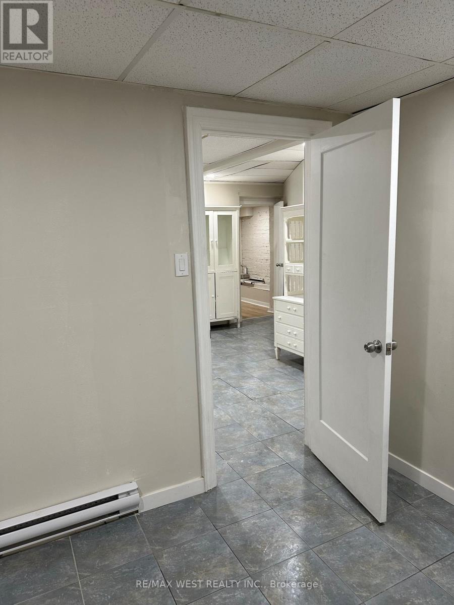 10 - 425 Jane Street, Toronto, Ontario  M6S 3Z7 - Photo 22 - W12449956