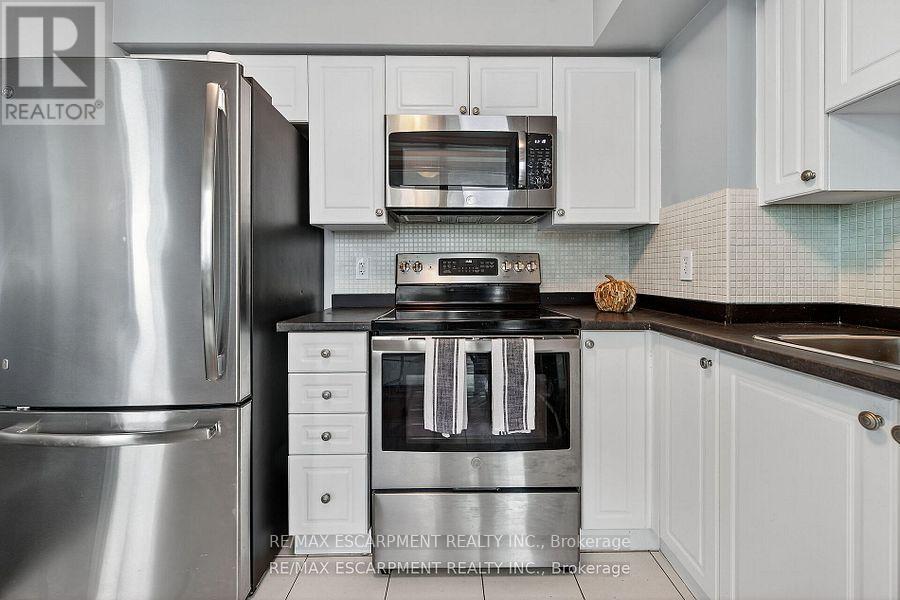 2905 - 225 Sherway Gardens Road, Toronto, Ontario  M9C 0A3 - Photo 21 - W12449973