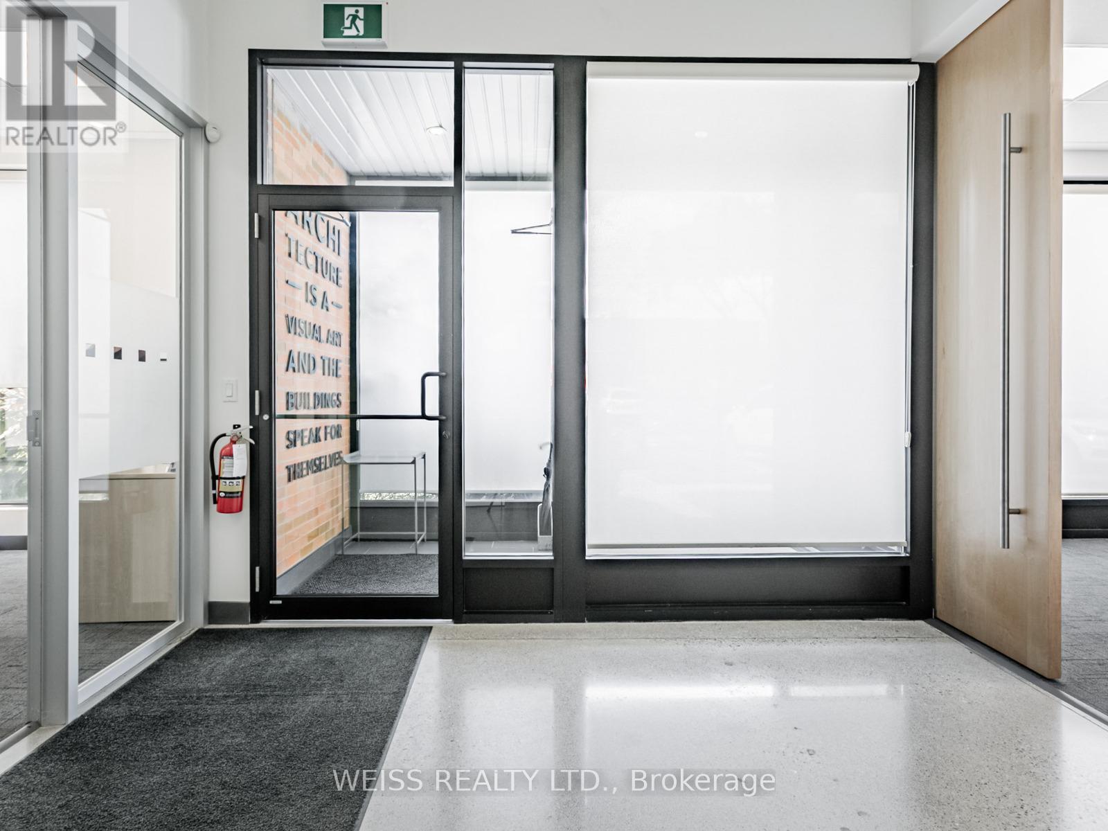 2199 Dunwin Drive, Mississauga, Ontario  L5L 1X2 - Photo 24 - W12450004