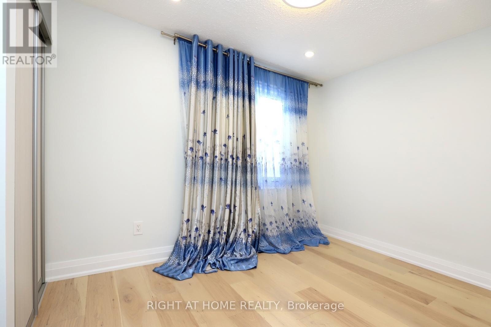 2968 Nipiwin Drive N, Mississauga, Ontario  L5N 1X9 - Photo 26 - W12450008