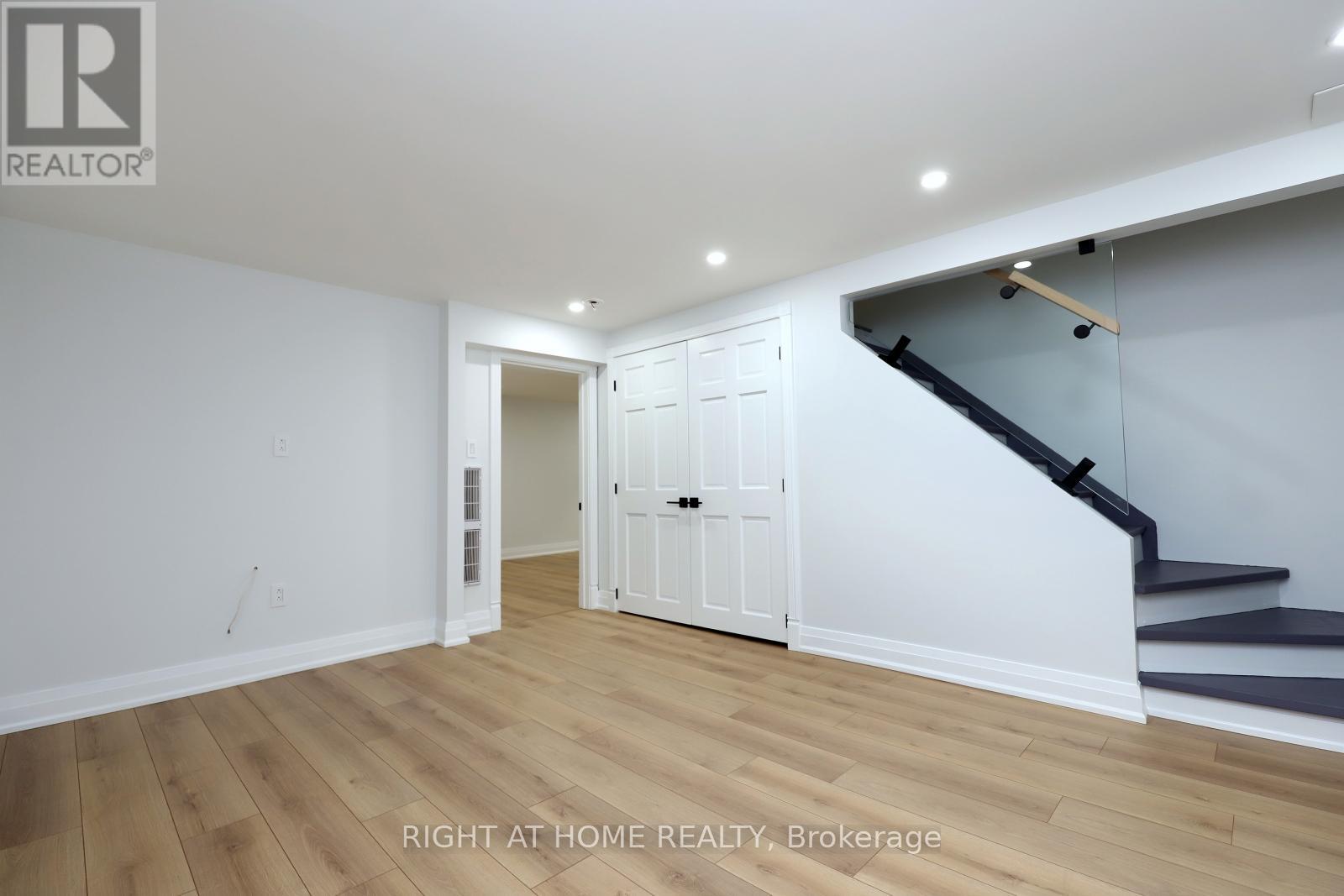 2968 Nipiwin Drive N, Mississauga, Ontario  L5N 1X9 - Photo 30 - W12450008