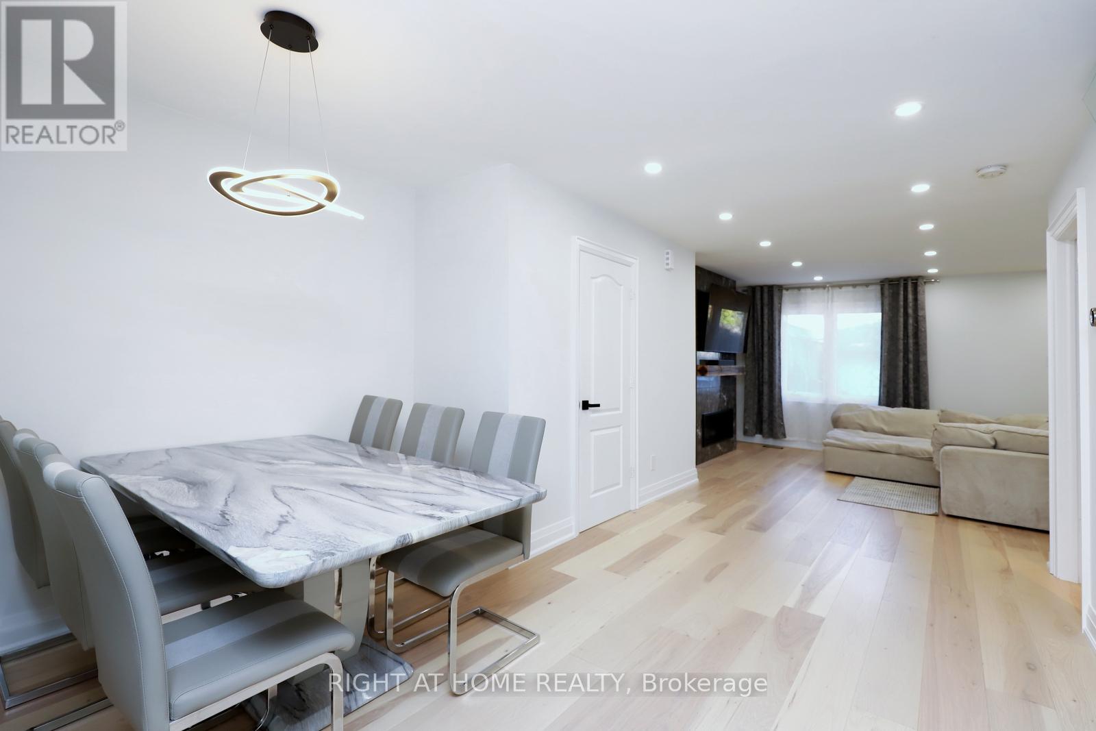 2968 Nipiwin Drive N, Mississauga, Ontario  L5N 1X9 - Photo 7 - W12450008